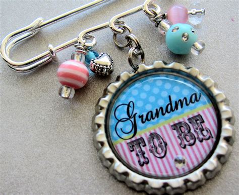 Grandma To Be Pin Aunt To Be Mom To Be Pin Personalized Etsy