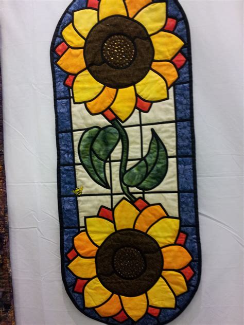 Stained Glass Window Technique In This Quilt Stained Glass Quilt
