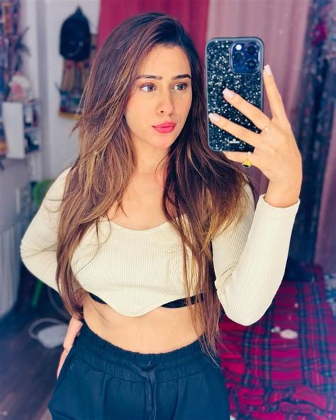 Hiba Nawab Wants It All 🤤💦🤤💦 Rindiancelebscenes