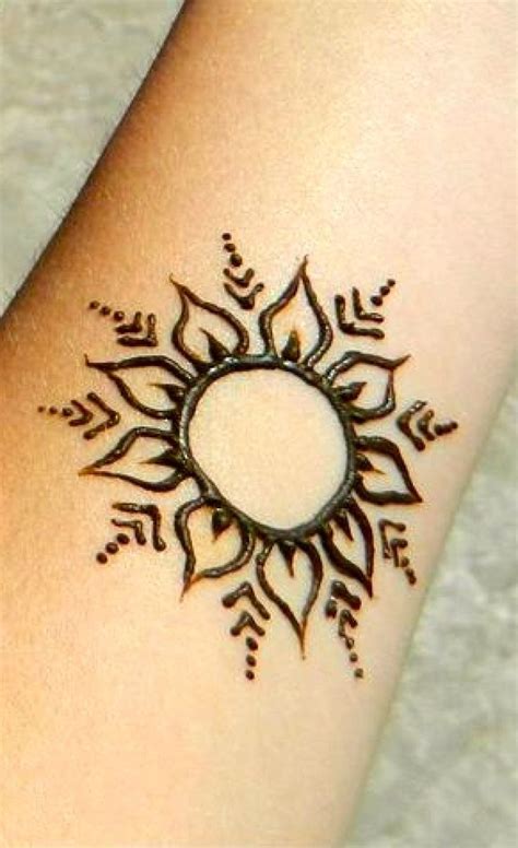 Simple Mehndi Designs Top 10 Mehndi Yoyo Henna Tattoo Designs