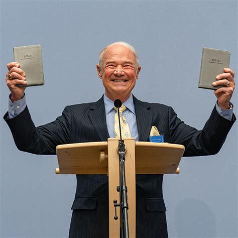 Jehovahs Witnesses Release Revised New World Translation In Czech And