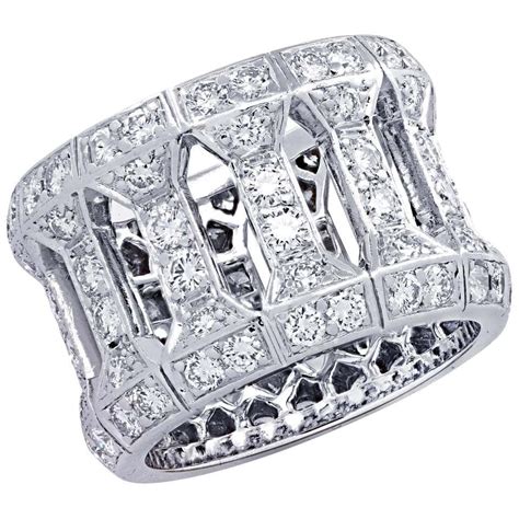 Men of wit, pioneers, enlightened art lovers, they embody a particular idea of elegance, still relevant for the man of today. Cartier Anthalia Diamond Ring | Diamond rings for sale ...