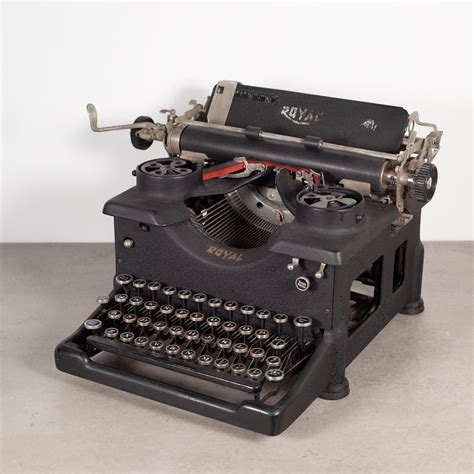 Antique Royal Standard Typewriter C 1922 S16 Home