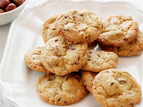 Hazelnut Chocolate Chip Cookies Recipe Giada De Laurentiis Food Network