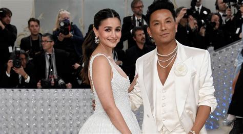 Met Gala 2023 Who Is Prabal Gurung The Designer Who Crafted Exquisite