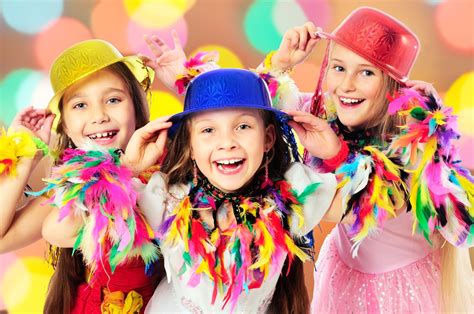 Brincadeiras De Carnaval Para Crianças Ideias De Jogos E Atividades