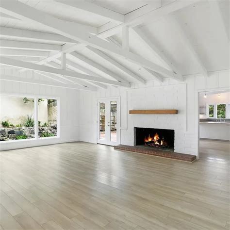 Julia Roberts House In Malibu Is On The Rental Market And Its Very