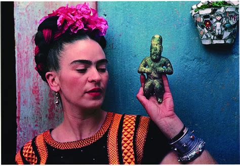 In Vogue Frida Kahlo MOJEH