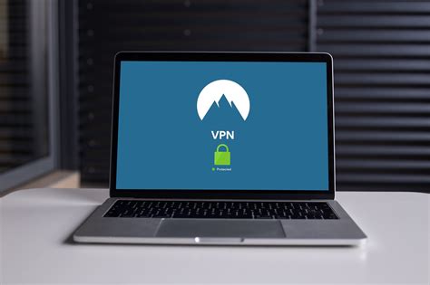 يتم إنشاء الشبكة الخاصة الافتراضية vpn عن طريق