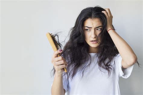 Brittle Hair Symptoms Causes And Treatment