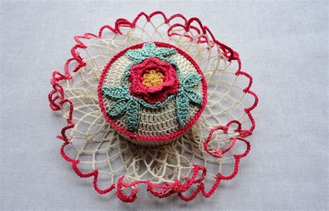 Vintage Crocheted Pin Cushion Pink White Roses Doily Appliqued Etsy
