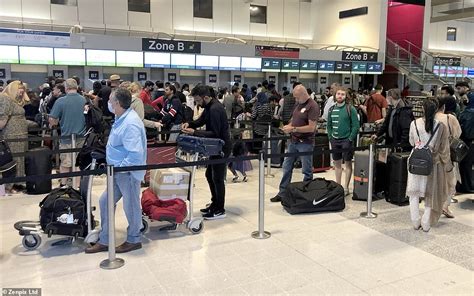 Dont Expect A Great Getaway This Summer Airport Bosses Warn Sound