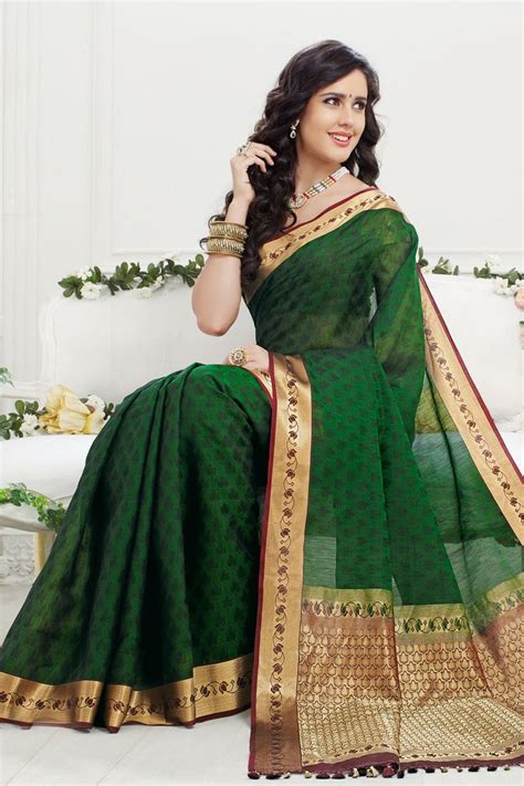 Green Pure Crepe Silk Dazzling Saree With Maroon And Gold Border Sr10399