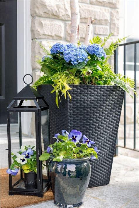 44 Inspiring Outdoor Potted Plant Entryway Ideas 19 Porch Planter Ideas