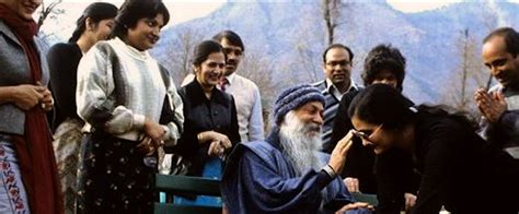 Wild Wild Country Netflix Review Cult Docuseries Not What You Think Indiewire