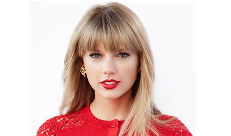Taylor Swift Wearing Red Dress And Lipstick Hd Wallpaper Wallpaper Flare
