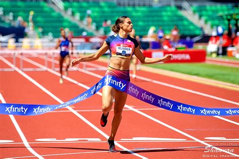 when are women s and men s 400m hurdles and how to watch world track and field