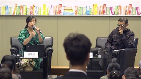 政府委托香港贸易发展局负责会展中心的发展、设计及管理事宜。 香港贸易发展局已与香港会议展览中心（管理）有限公司（简称「会展管理公司」）签订了会展中心的管理及营运协议。 最新展会信息 2021年展览计划 2022年展览计划 往年展会回顾. 【香港书展精选】胡晴舫 马家辉 无名而粗俗？;网络时代的我 【完整版】 - YouTube