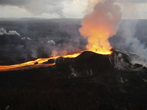 Hawaï Le Volcan Kilauea En éruption Institut Rtn Votre Radio Régionale
