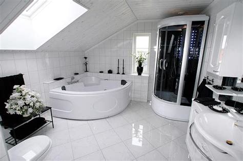Share to twitter share to facebook share to pinterest. Creating Bathrooms in Spaces Big and Small - Abode