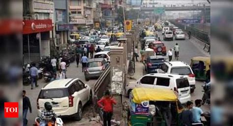 Noida Starts Work To Make Sector 18 Market Car Free Zone Noida News