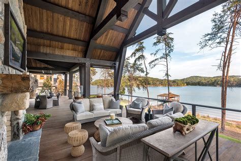 Summer Escape Inside Three Beautiful Southern Lake Houses