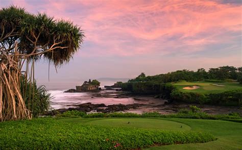 Stunning beauty with a touch of the orient. Golf in Bali - The unforgettable tropical golf destination