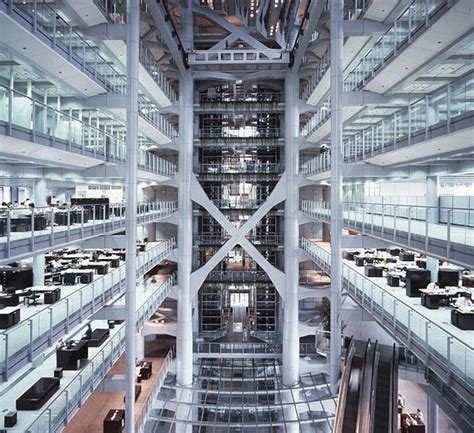 Hsbc Building Hong Kong Designed By Architect Sir Norman Foster