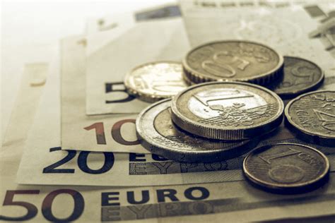U Hrvatskoj Minimalna Plaća Od Iduće Godine 560 Eura Posuš