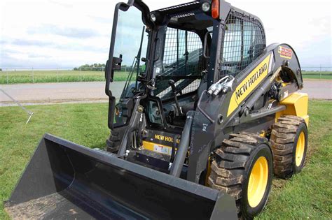 New Holland Touts Upgrades To Backhoe Skid Steer Lines