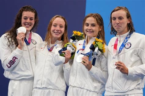 Us Olympic Swimmer With Peoria Ties Wins Silver In 4x200 Freestyle Relay