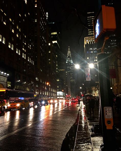Busy Midtown Manhattan Streets Look So Beautiful At Night Nyc