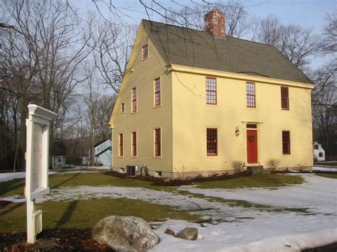Beautiful Colonial Saltbox Colonial House Saltbox Houses House Exterior