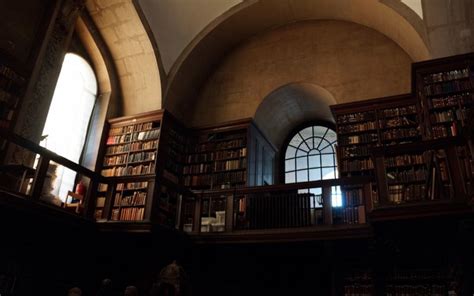 Anglophile Vignettes A Look Inside The St Pauls Cathedral Library