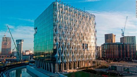 The New Us Embassy In London Is A 1 Billion Glas Cube Cnn