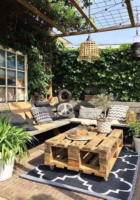 33 Fabulous Ideas For Creating Beautiful Outdoor Living Spaces