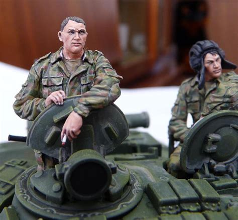 Photo 4 Modern Russian Tank Crew Figures Gallery On
