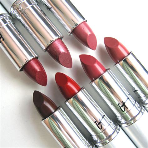 It Cosmetics Blurred Lines Lipstick Swatches And Review Lab Muffin Beauty Science