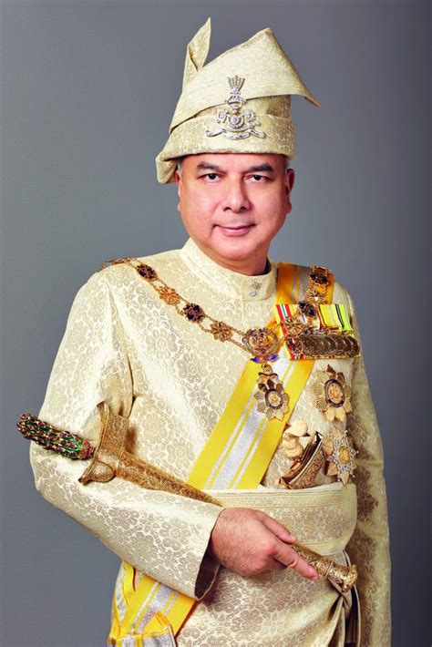 The royal capital, however remains at kuala kangsar, where the palace of the sultan of perak is located. WARISAN RAJA & PERMAISURI MELAYU: DYMM Sultan Nazrin Shah ...