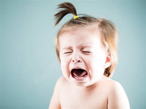 4 causas del llanto del bebé con sus soluciones BAYARD EDICIONES