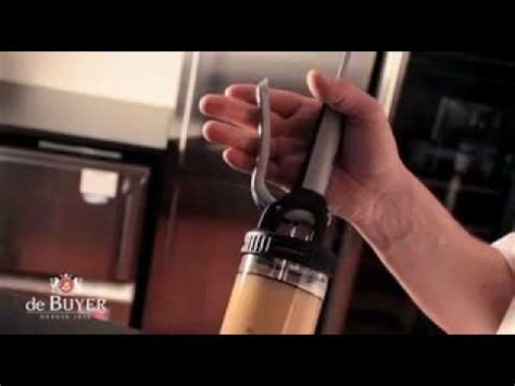 Pour pocher plus facilement vos préparations. Piston à pression professionnel LE TUBE De Buyer - YouTube