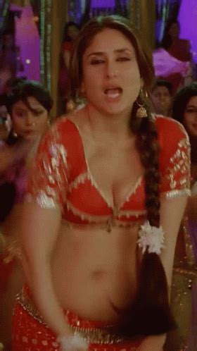 Kareena Kapoor Madmax Kareena Kapoor Madmax Sexy Discover Share Gifs