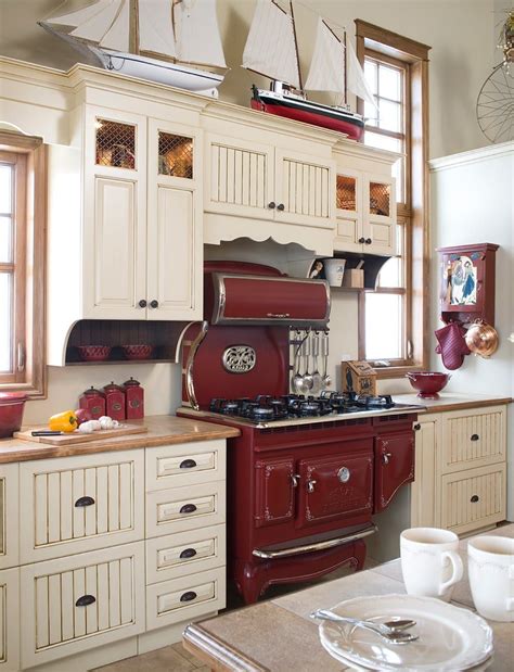 White Kitchens For Vintage Homes White Kitchen Vintage Home Decor