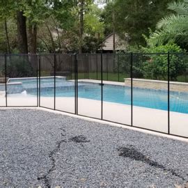 Homeadvisor's pool fencing costs guide gives average swimming pool safety fence prices, including glass pool fencing, mesh pool fences, removable or temporary models and more. Baby Guard Pool Fence Houston - Baby Guard