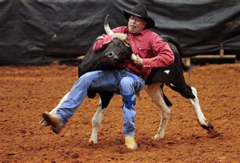 Cowboys Cowgirls Compete At Bill Osceola Memorial Rodeo The Seminole