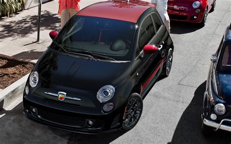 201 Fiat 500 Gets Sport Black Trim And Two Tone Appearance Packages