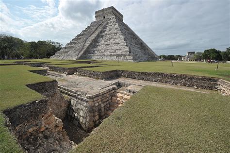 Archaeologists Unearth Ancient Maya City In Mexico S Jungle Tech Times