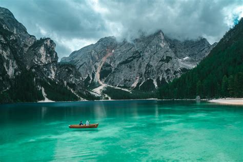 Solve Lago Di Braies Italy Jigsaw Puzzle Online With 77 Pieces