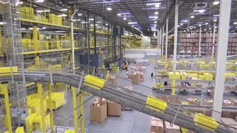 Amazon Will Hire 1500 In Memphis At Two Distribution Centers