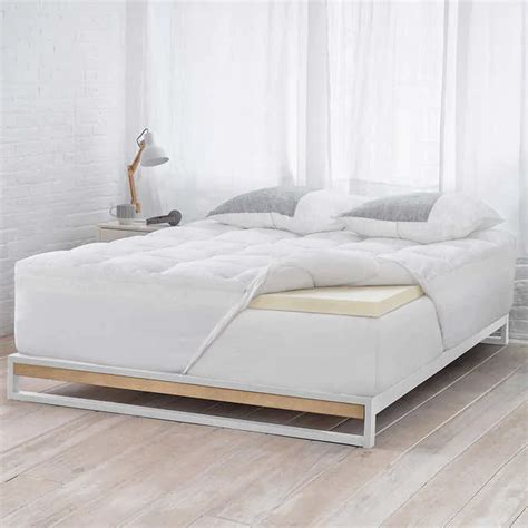 A memory foam mattress topper that has a higher density will be able to respond to body temperature efficiently, be more durable, and provide more. Novaform Plush Pillowtop 4" Memory Foam Mattress Topper in ...